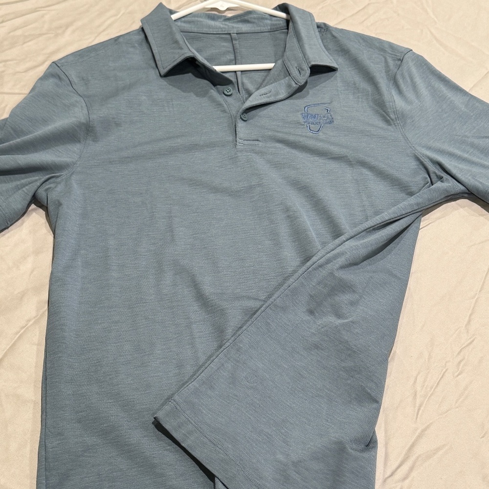 2023 WM Open - Lululemon Evolution Short-Sleeve Polo | L | Dusty blue
